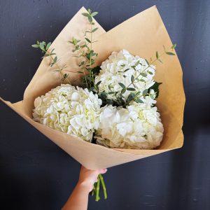 Handtied Hydrangea Bouquet -5 Stem